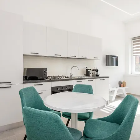 Flats4rent Estella Apartamento *