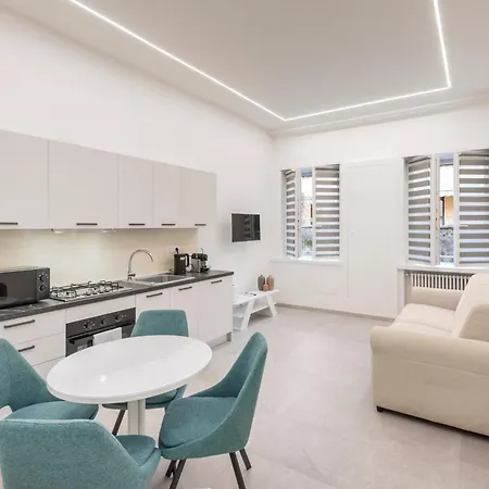 Flats4rent Estella * Verona