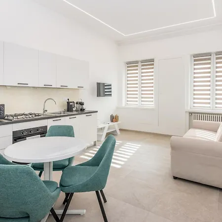 Flats4rent Estella Appartamento *