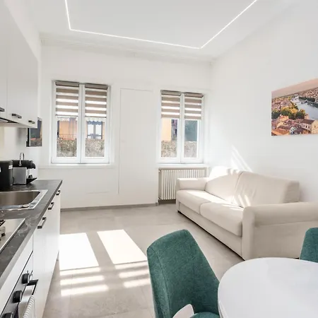 Flats4rent Estella * Verona